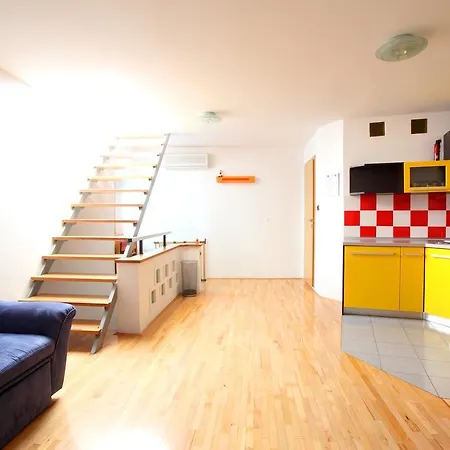 Penthouse Alma Vivoda Apartament Piran