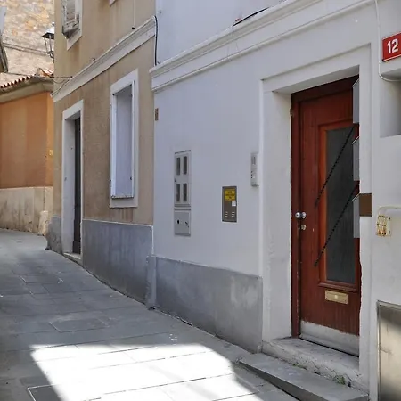 Penthouse Alma Vivoda